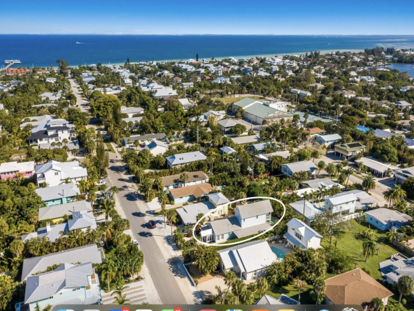 Anna Maria Island Vacation Pool Home Just Steps To Beach